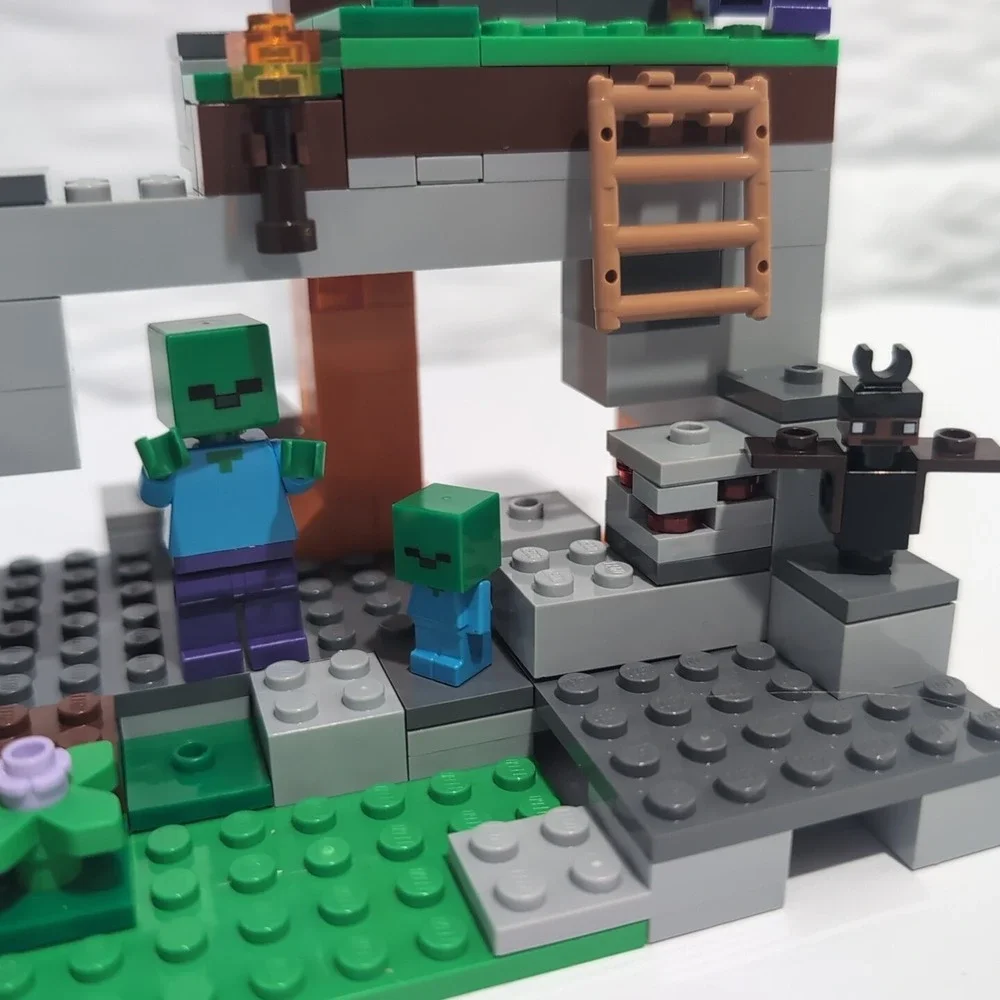LEGO Minecraft The Zombie Cave Building Set 21141, 241 Pieces, 7-14